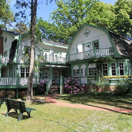 Landhaus Victoria Болтенхаген Екстериор снимка