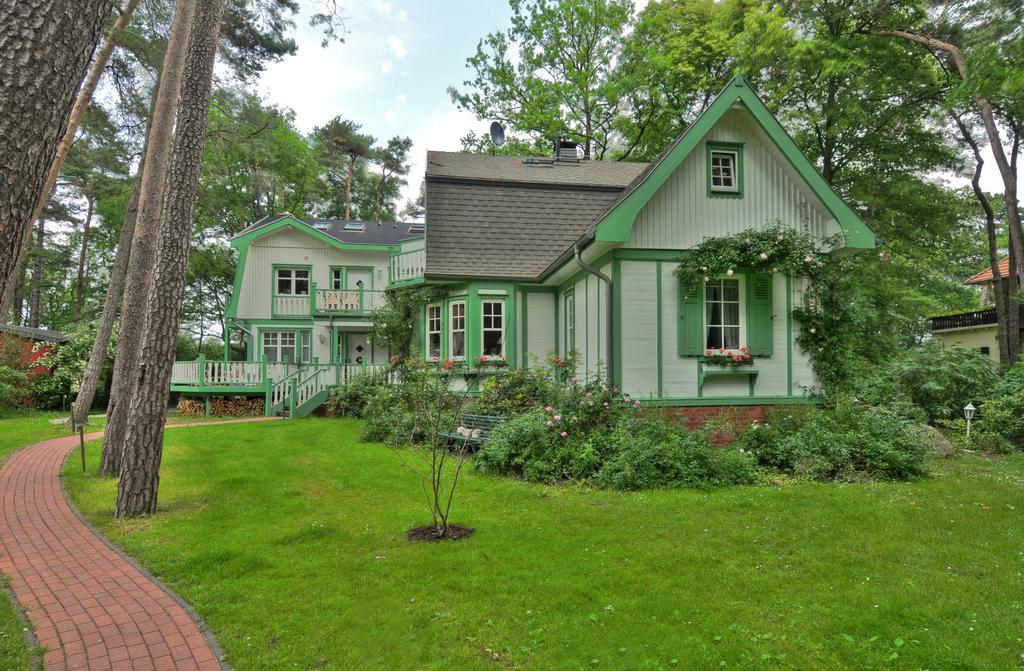 Landhaus Victoria Болтенхаген Екстериор снимка